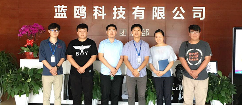 雙選會(huì)：企業(yè)又進(jìn)藍(lán)鷗搶人才，初試就帶走