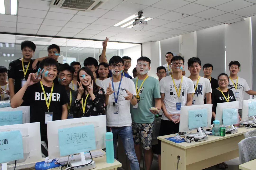  我們一起過(guò)七夕，有你有我有藍(lán)鷗 