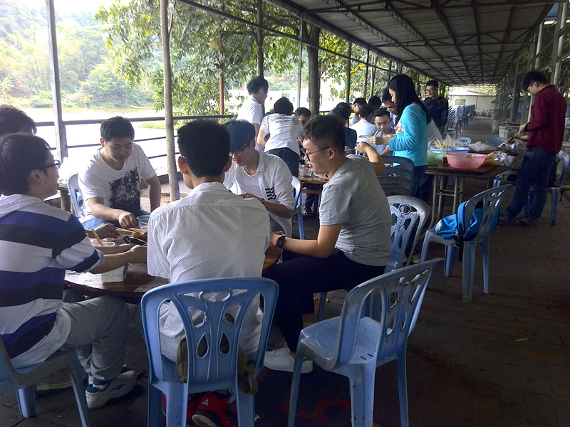 1491553834338035.jpg 第一次聚餐.jpg