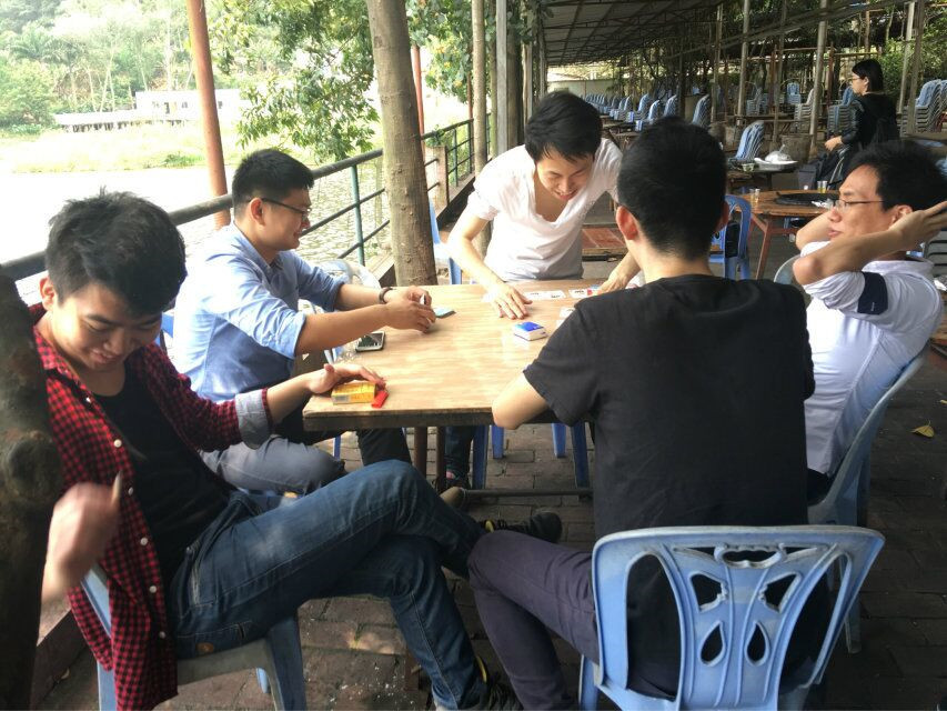 1491553856619803.jpg 燒烤正式前來兩盤.jpg