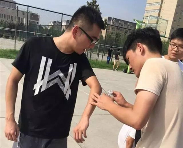 1502763297419670.jpg 320a000293899dec988d.jpg