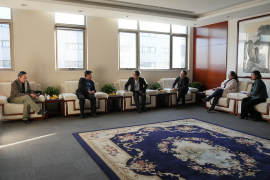 1509708427766680.png 171103 山東理工大學(xué)領(lǐng)導(dǎo)訪問藍(lán)鷗科技并簽署重要合作協(xié)議812.png