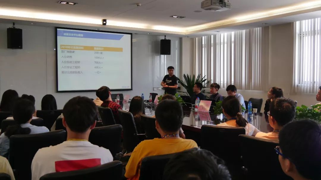 1530497361609932.jpg 1530497361609932.jpg