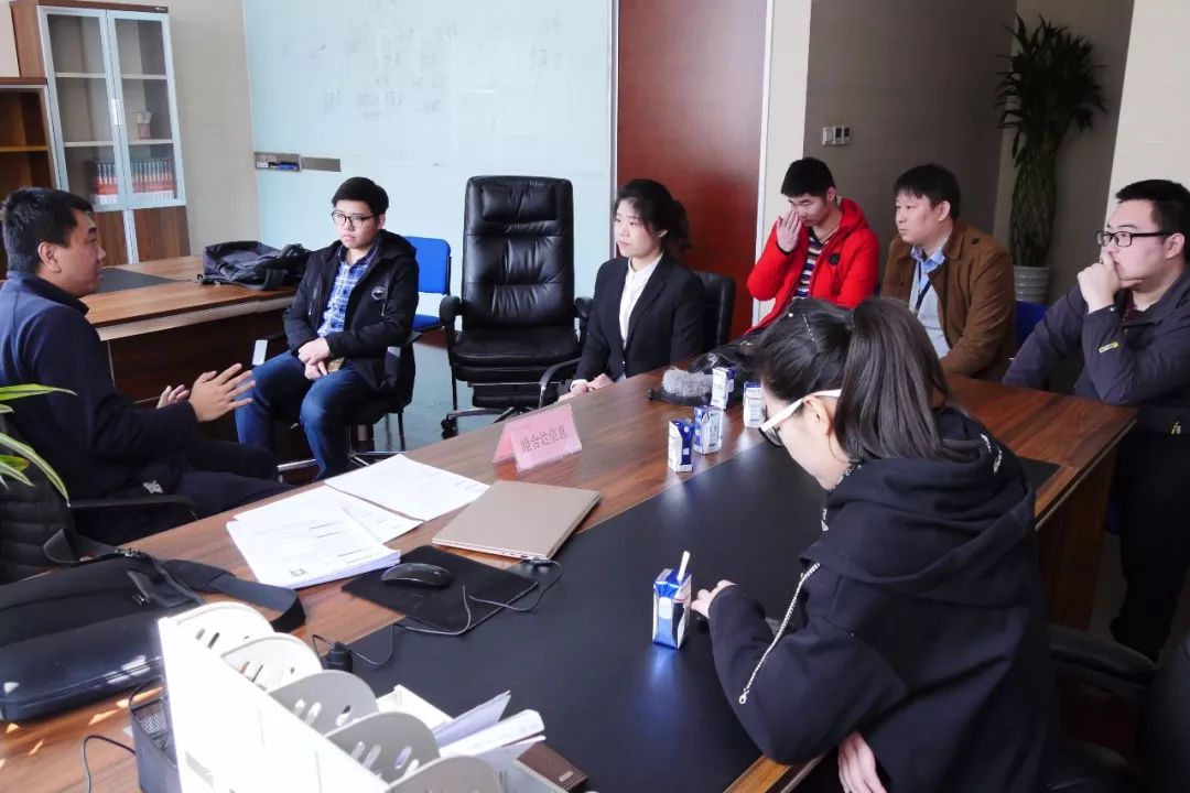 1530501295916975.jpg 1530501295916975.jpg